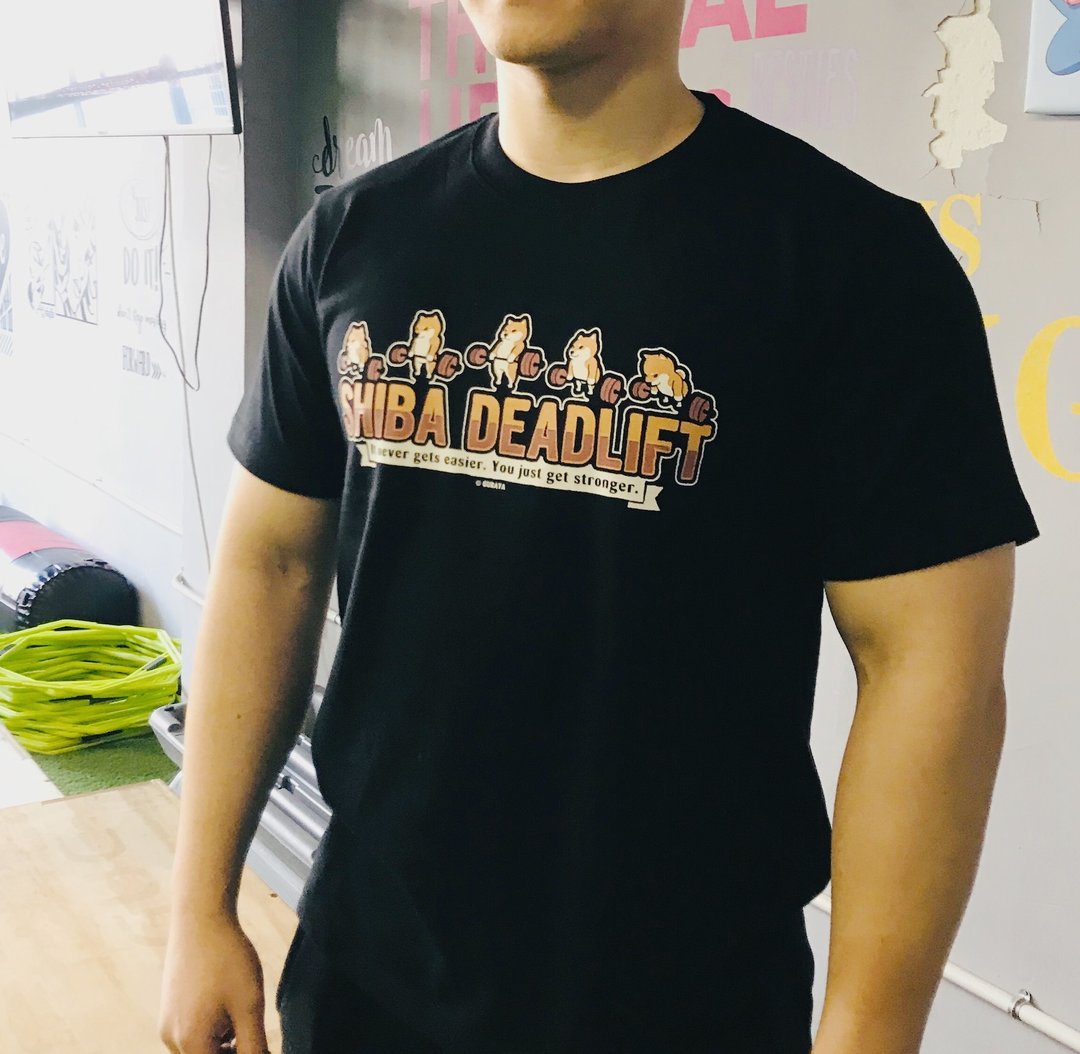 举铁阿柴系列  铁馆/健身房/GYM 硬拉柴犬 T恤/卫衣 - 中性连帽卫衣/T 恤 - 棉．麻 黑色