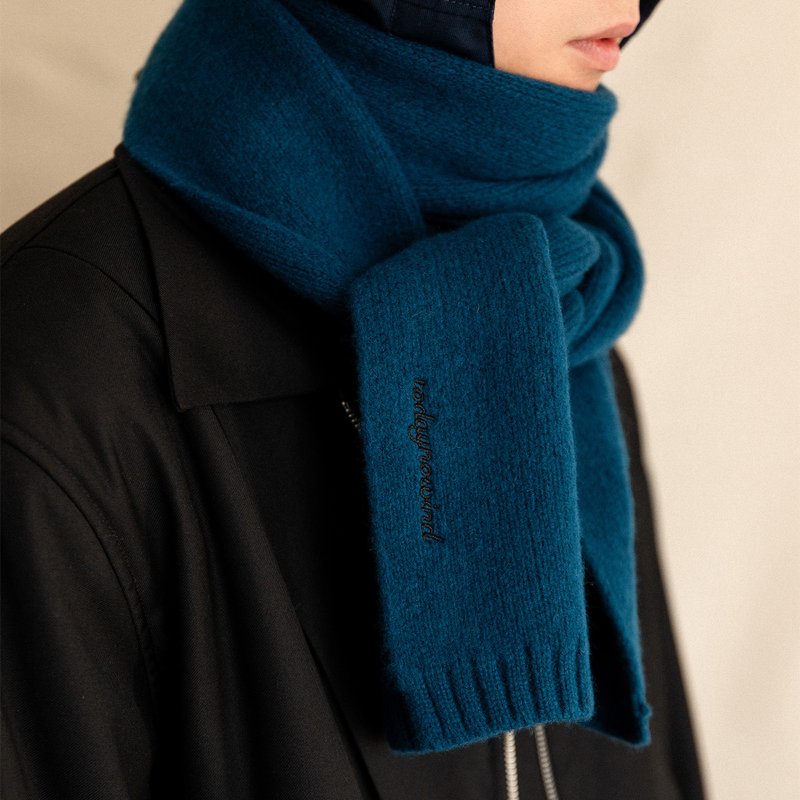 100%澳洲绵羊毛围巾 刺绣LOGO 纯色保暖针织围脖男 - 围巾/披肩 - 其他材质 蓝色