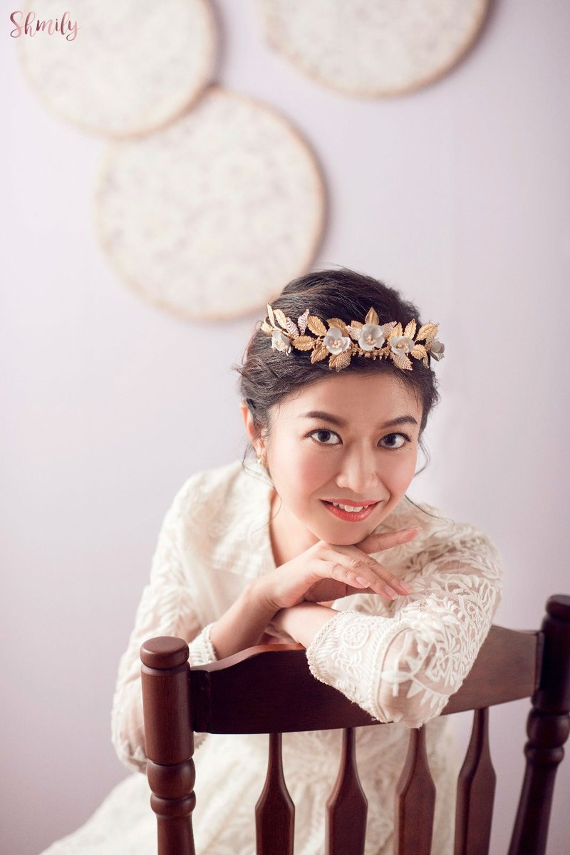 My Glossy Pearl 手工珠光铜花日本编织叶子皇冠/结婚头饰 - 发饰 - 其他金属 白色