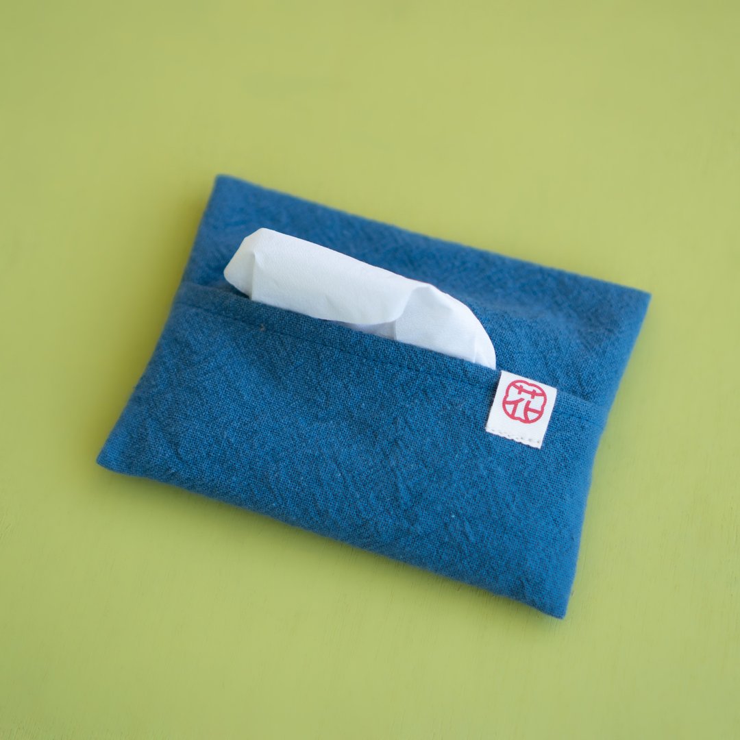 小花针线房 | 最雅致礼物 面纸包 日本布料蓝 - 零钱包 - 棉 蓝色