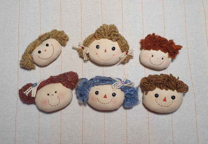 宜兰 手作 乡村娃娃 大头娃娃胸针 磁铁 装饰包包体验课程 - 编织/羊毛毡/布艺 - 棉．麻 