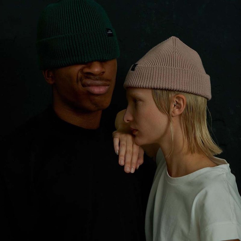 Mika Low Beanie 短版保暖反折豆豆帽 (玫瑰粉) - 帽子 - 环保材料 粉红色