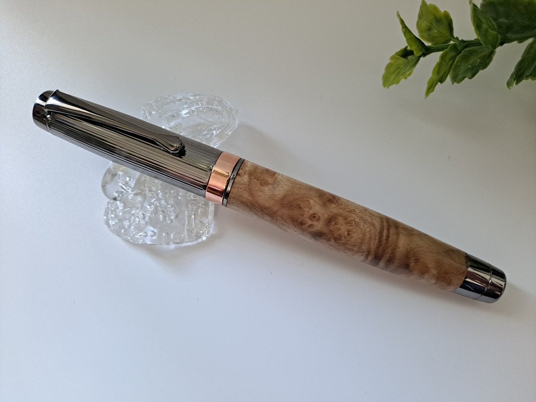 黄金樟  原木 手工笔 钢珠笔( 卡蜜拉款) - 钢笔 - 木头 