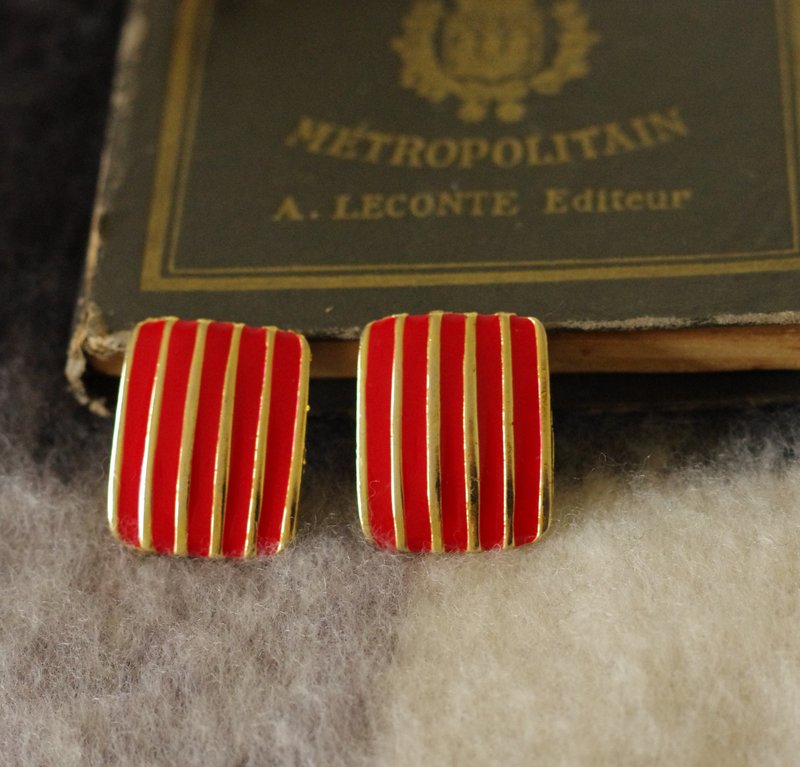 古董红金双色直线条珐琅长方形针式耳环 P482 - 耳环/耳夹 - 其他金属 金色
