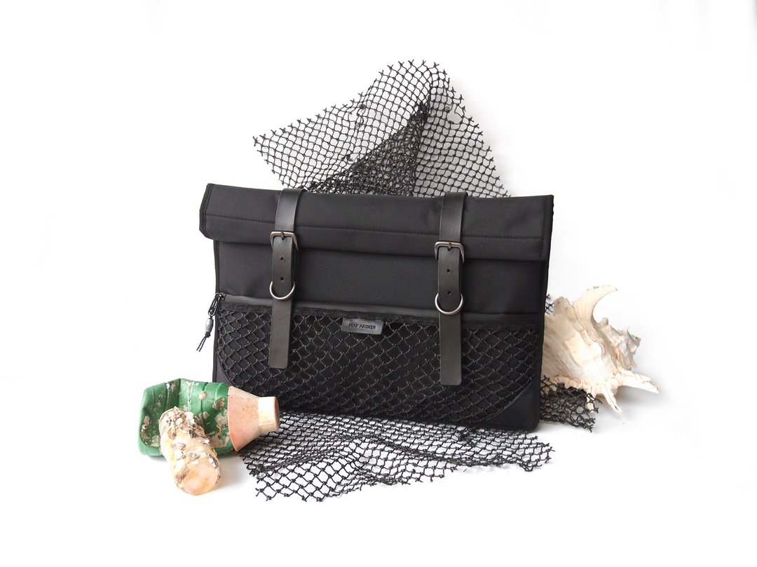 RETRIEVE – Sleeve + Laptop Compartment 15.6", Recycle, Notebook - 电脑包 - 环保材料 黑色