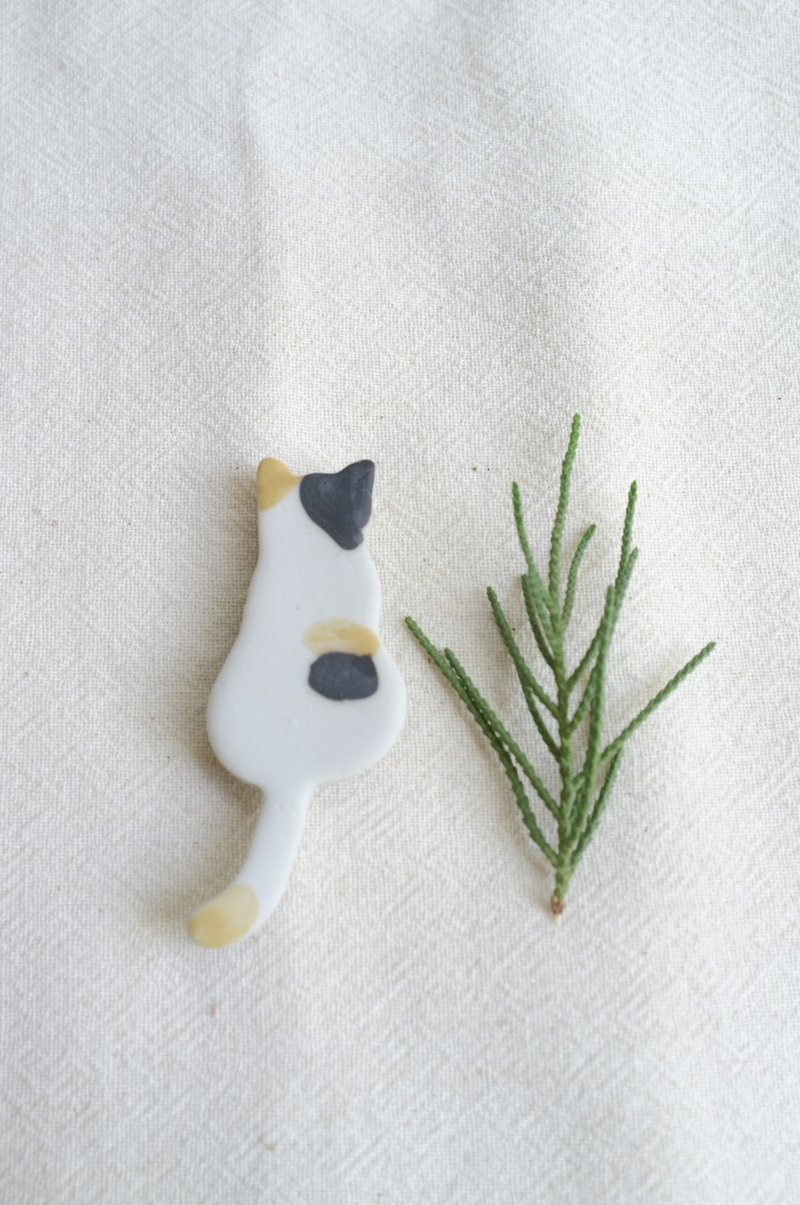 ceramic brooch - 胸针 - 陶 白色