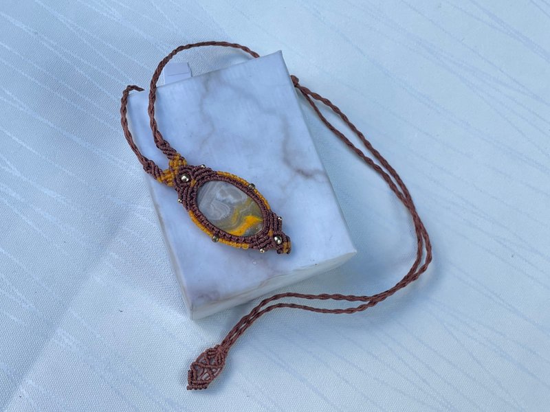 220152 Macrame 大黄蜂碧玉 编织 颈链 - 项链 - 半宝石 黄色