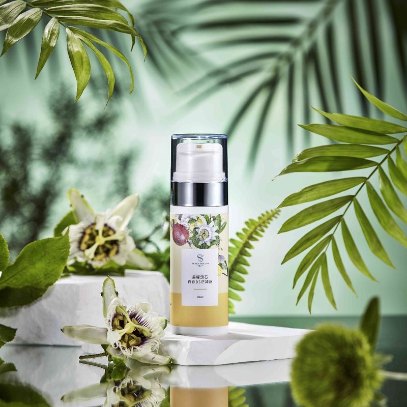 【桑妮果妍】黑曜钻石百香B5洗卸露 100ml - 脸部清洁/卸妆用品 - 其他材质 白色