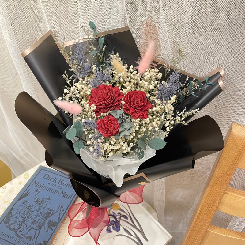 | 小梦境花艺 | 索拉红玫瑰花 棉花 满天星 情人节干燥花束 - 干燥花/捧花 - 植物．花 白色