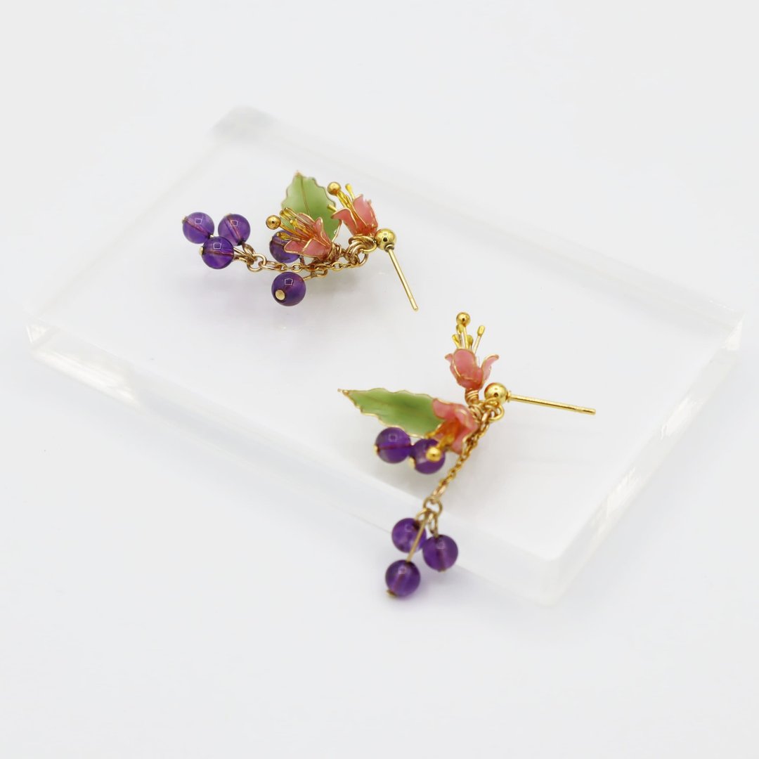 紫式部耳针_amethyst - 耳环/耳夹 - 树脂 紫色