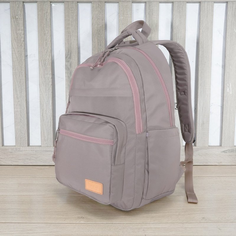 【买就送钥匙圈】轻旅行大容量收纳款笔电后背包(芋头紫) - 后背包/双肩包 - 尼龙 