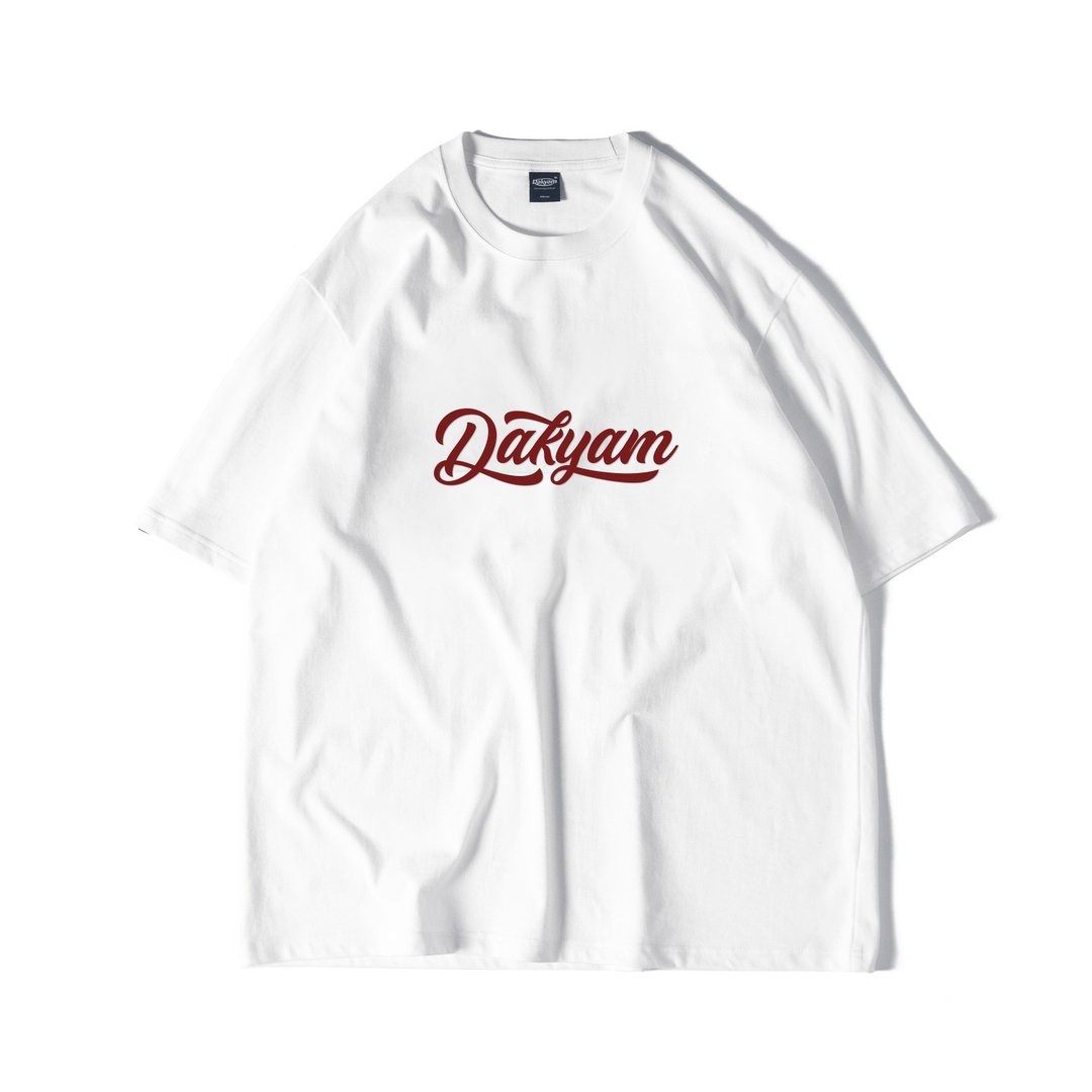 DAKYAM Basic Script Font 复古字体品牌LOGO印花基础款短袖T恤 - 男装上衣/T 恤 - 棉 