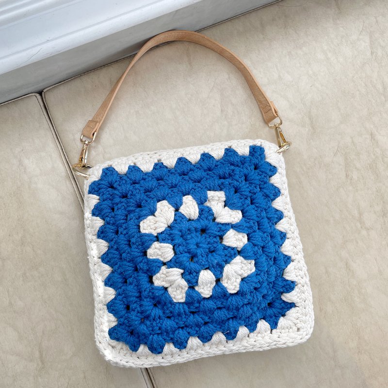 手工钩织祖母方格腋下包【Crochet bag】 - 手提包/手提袋 - 棉 