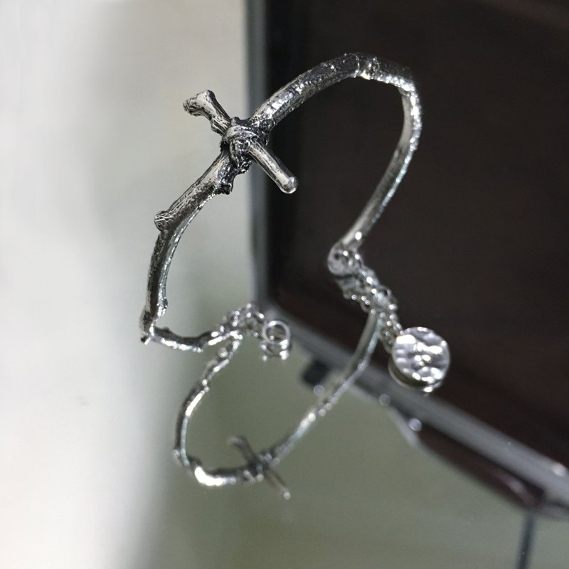 十字架树枝 纯银 链手环 - 手链/手环 - 纯银 银色