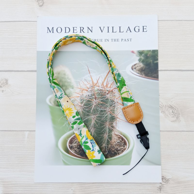 【手机背带】浪漫花语/黄绿色-皮片版 - 手机配件 - 棉．麻 红色