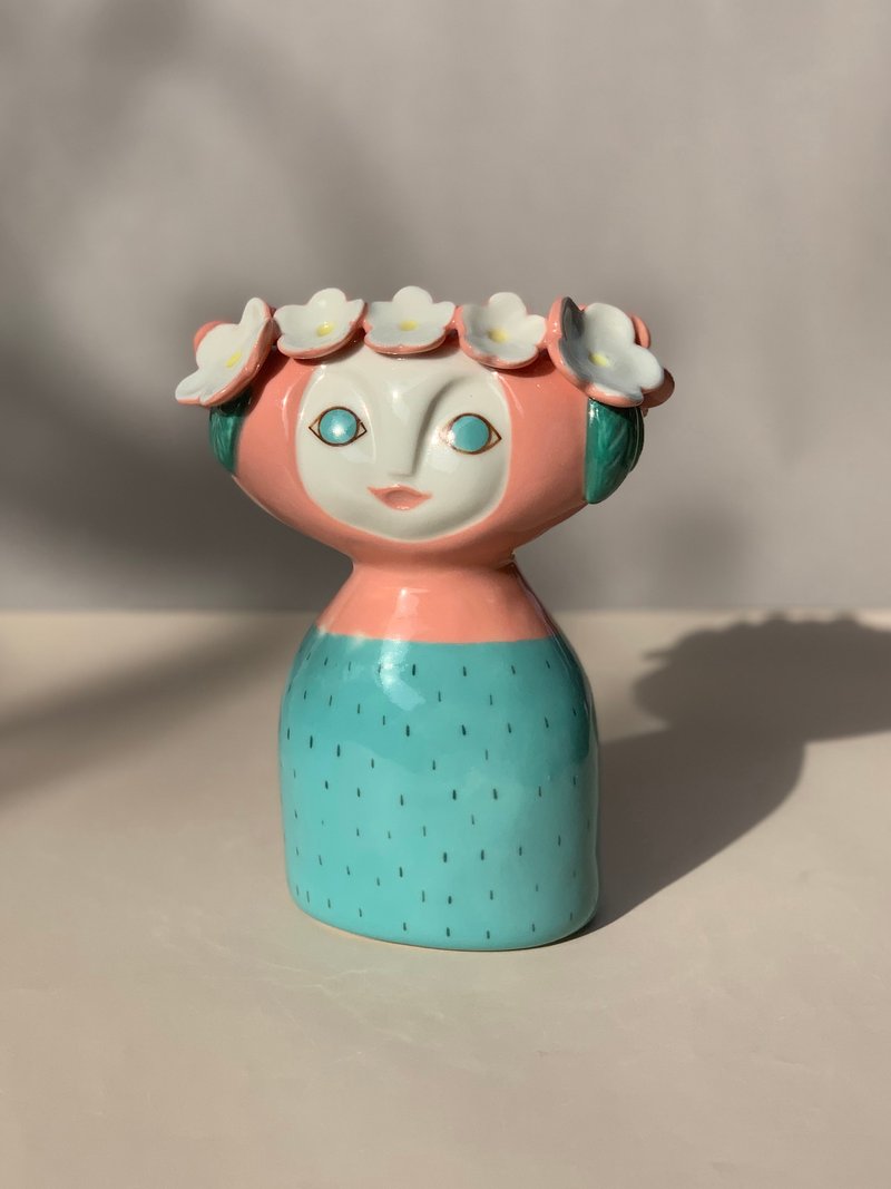 Lady Pink vase  l ceramics l May&Clay Ceramics Studio - 花瓶/陶器 - 陶 粉红色