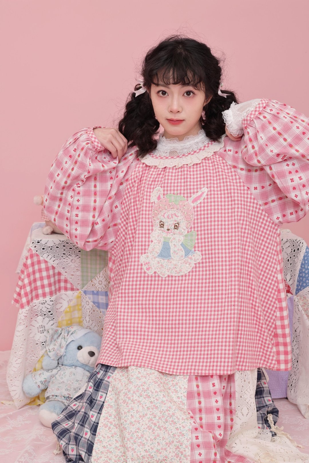 甜美少女 拼接草莓兔子灯笼袖衬衫 - 女装衬衫 - 其他材质 粉红色