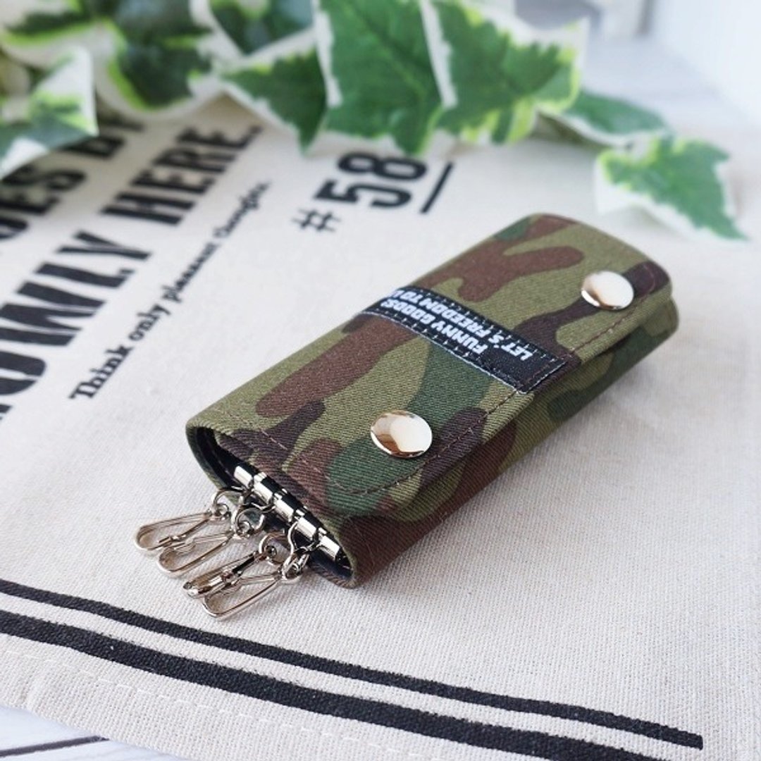 Camouflage Military 4 series key case green - 钥匙链/钥匙包 - 棉 绿色