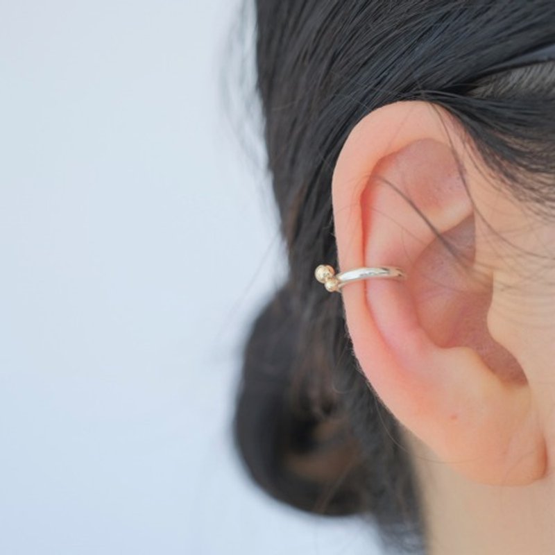 シルバー×K10YG　コンビイヤーカフ lítið froðu ear cuff - 耳环/耳夹 - 其他金属 银色