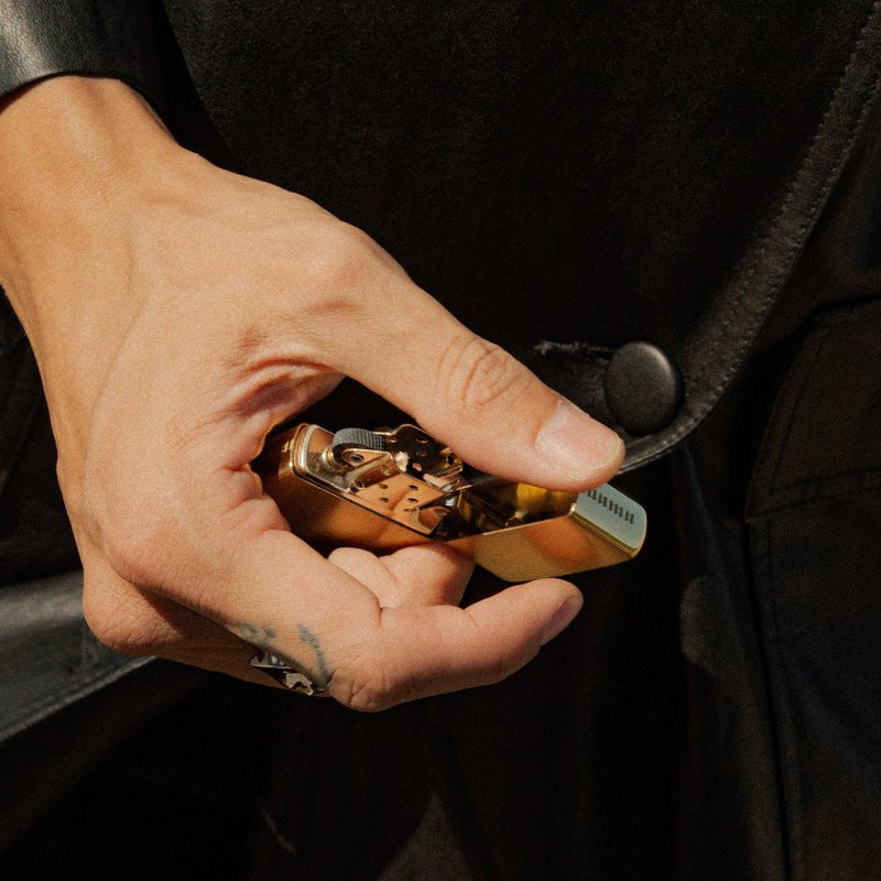AMAD 秘文打火机 X ZIPPO / 仅供台湾寄送 - 其他 - 铜/黄铜 金色