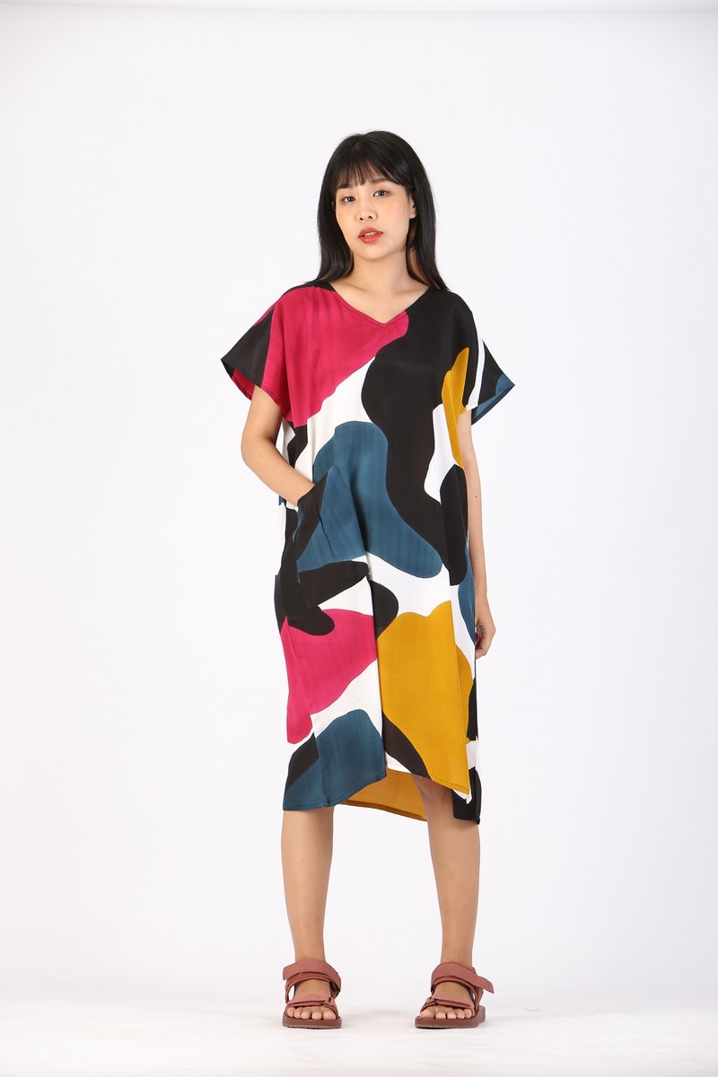 Short Dress Kaftan Cotton Silk V Nack Hand Paint Free Size - 洋装/连衣裙 - 棉．麻 多色