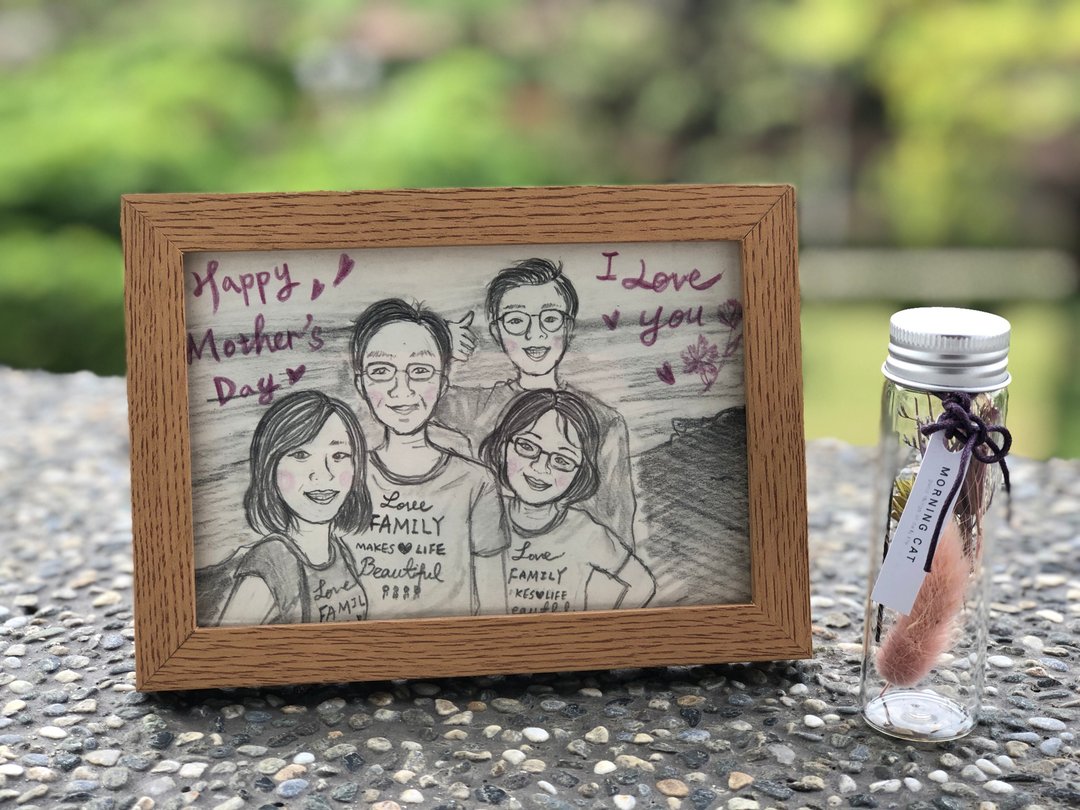 【插画似颜绘】6寸单色/定制化商品/单人/双人/多人 可加购相框 - 其他 - 纸 多色