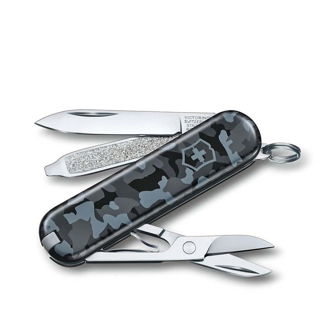 VICTORINOX 瑞士维氏 瑞士刀 7用 58mm 海军迷彩 0.6223.942 - 露营用品 - 不锈钢 多色