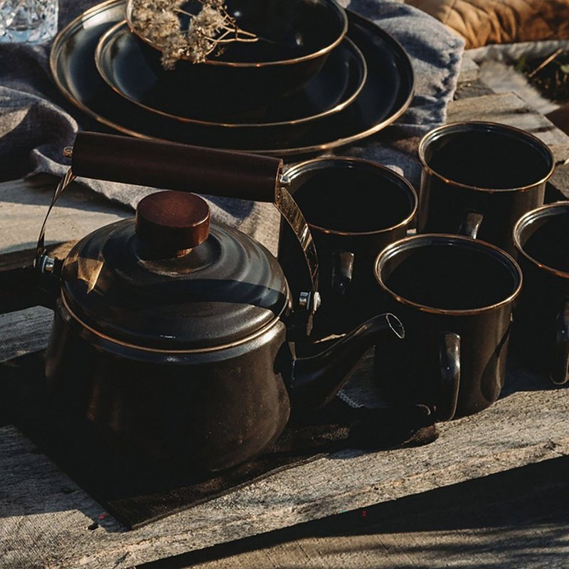 Barebones CKW-348 珐琅茶壶 Enamel Teapot / 炭灰 - 露营用品 - 其他金属 黑色