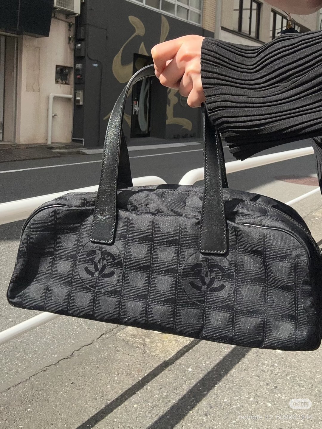 Chanel 提花布 Travel Bag 法棍包 Kylie Jenner 同款 酷女孩首选 - 手提包/手提袋 - 防水材质 黑色