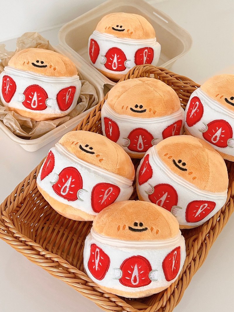 毛絨草莓三明治收納包 / 手繪可愛耳機包 / 禮物 - 零钱包 - 纸 多色