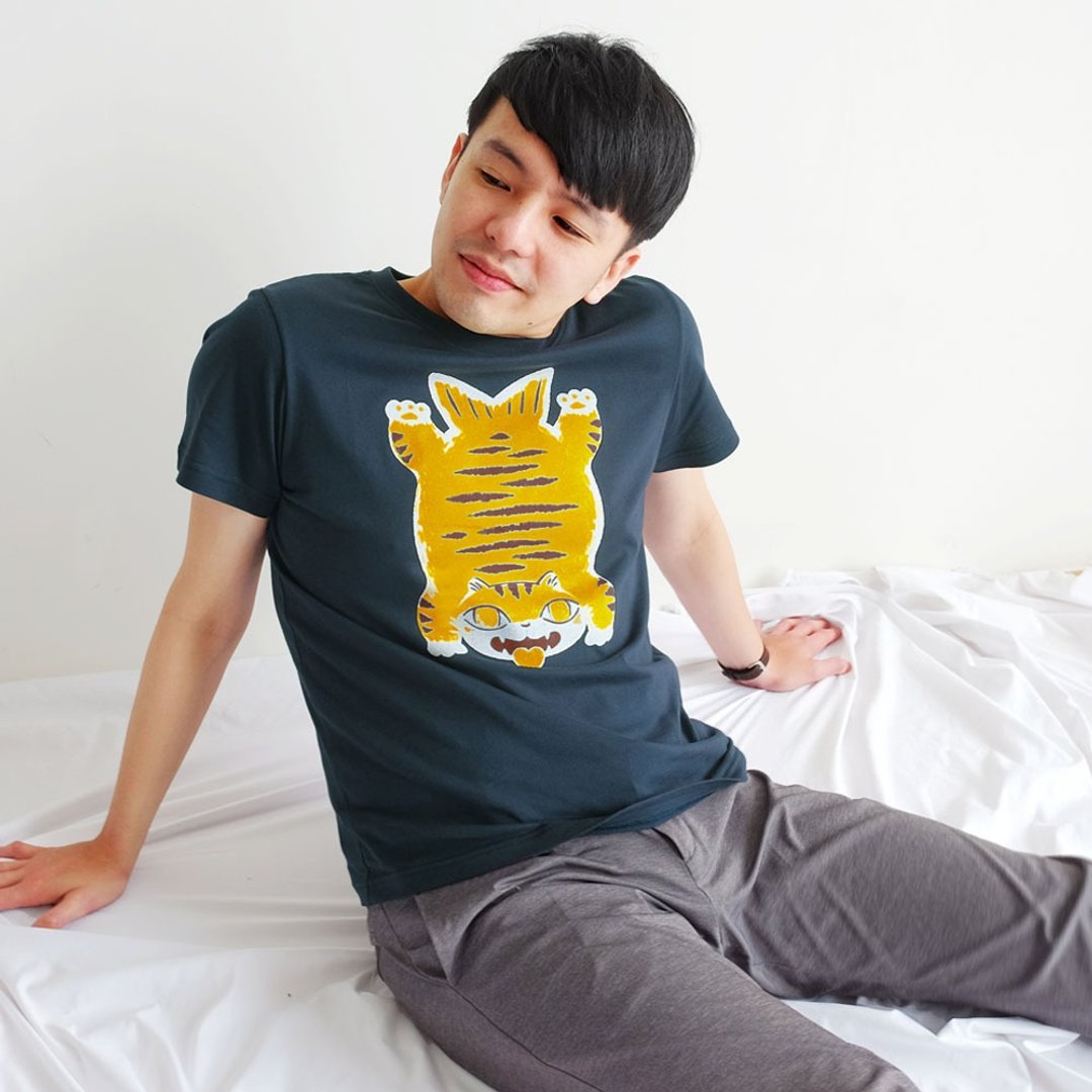 虎皮鱼喵-中性Tshirt 只有M size - 男装上衣/T 恤 - 棉．麻 蓝色