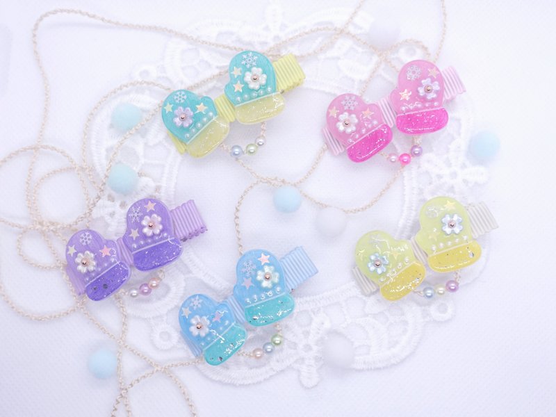 可爱手套儿童发夹 滴胶发饰 送礼  Mitten UV Resin Hair Clip - 发饰 - 其他材质 