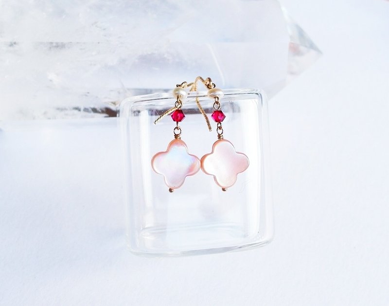 幸运草绝美粉红光 天然蝶贝 14K GF耳环 送礼 天然石 轻珠宝 - 耳环/耳夹 - 宝石 粉红色