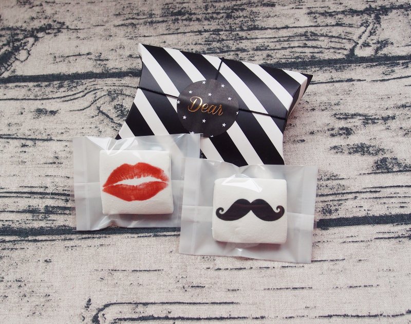【时尚婚礼小物】红唇&翘胡子2入棉花糖小盒(附外盒) - 零食/点心 - 新鲜食材 