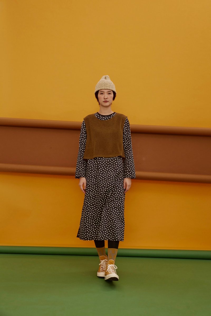 两件式直筒背心洋装 - 洋装/连衣裙 - 聚酯纤维 咖啡色