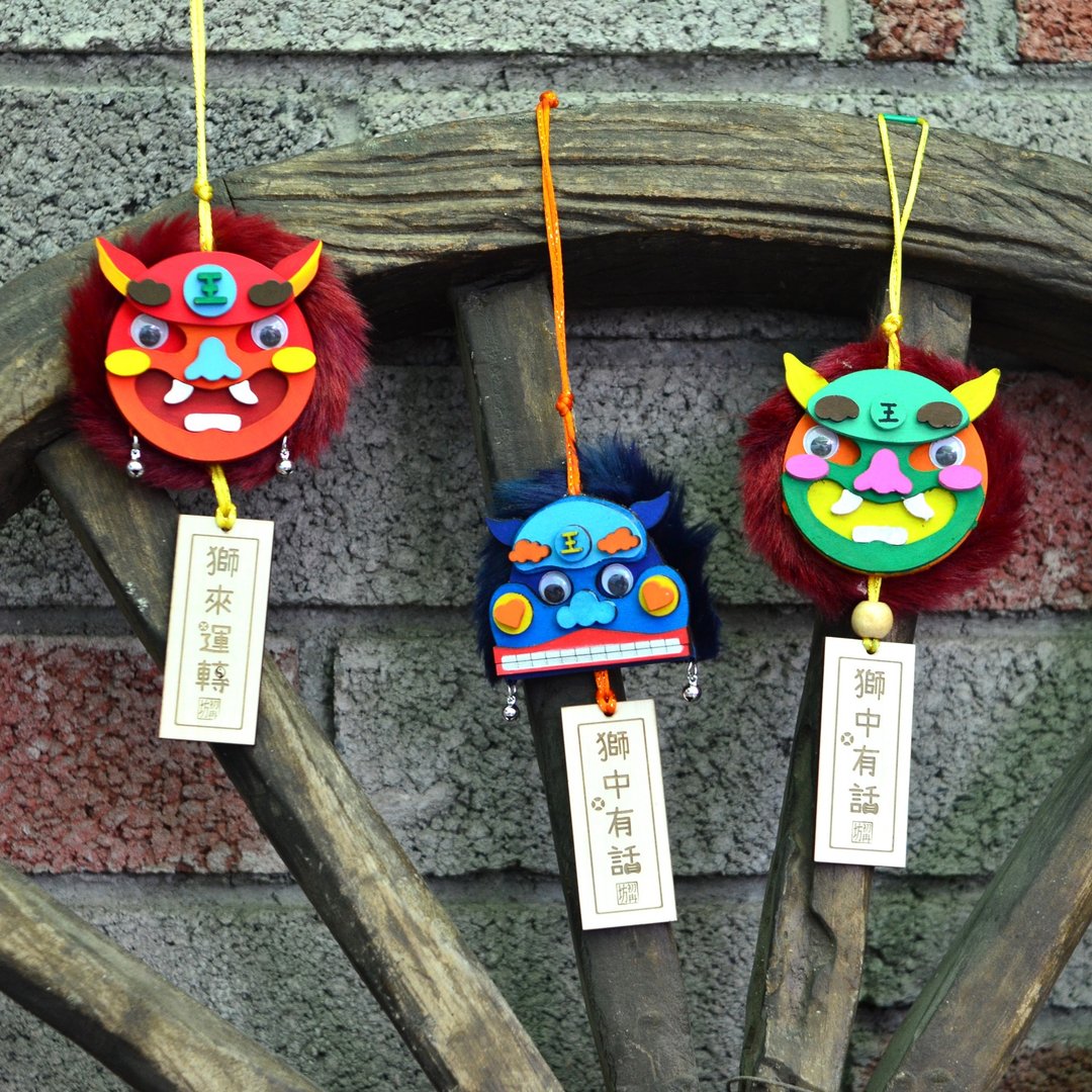 【圣诞庆】平安狮彩绘 DIY材料2入 | 交换礼物 - 插画/绘画/写字 - 木头 红色