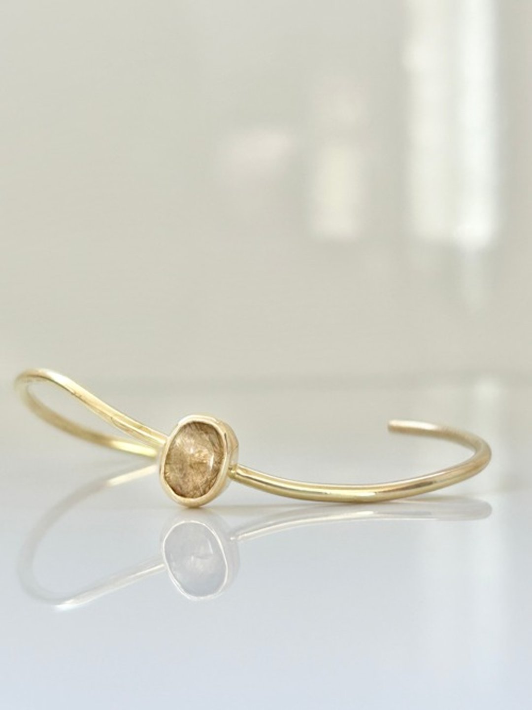 黄铜宽手镯〜Rutile Quartz〜 - 手链/手环 - 其他金属 金色