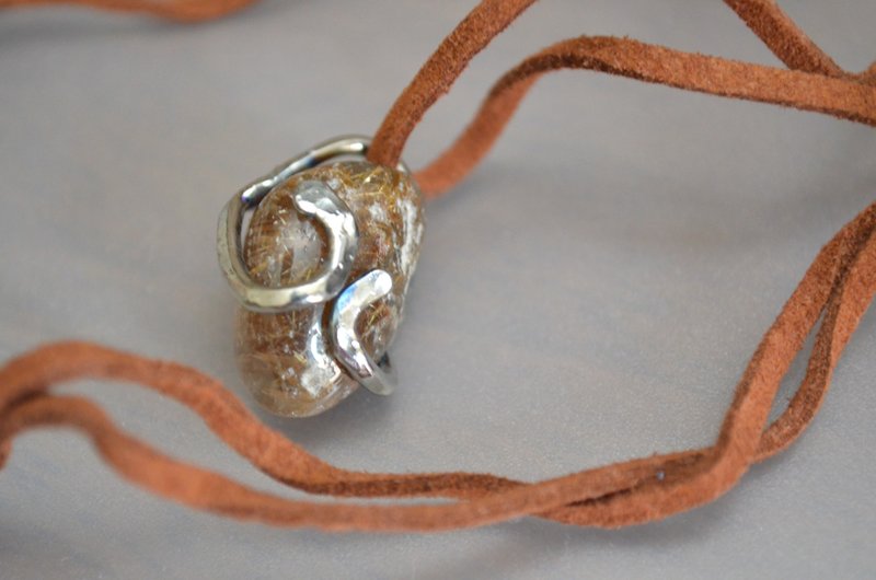 钛项链・占卜仪式吊饰・金红石与钛金属吊饰 - 项链 - 其他金属 透明