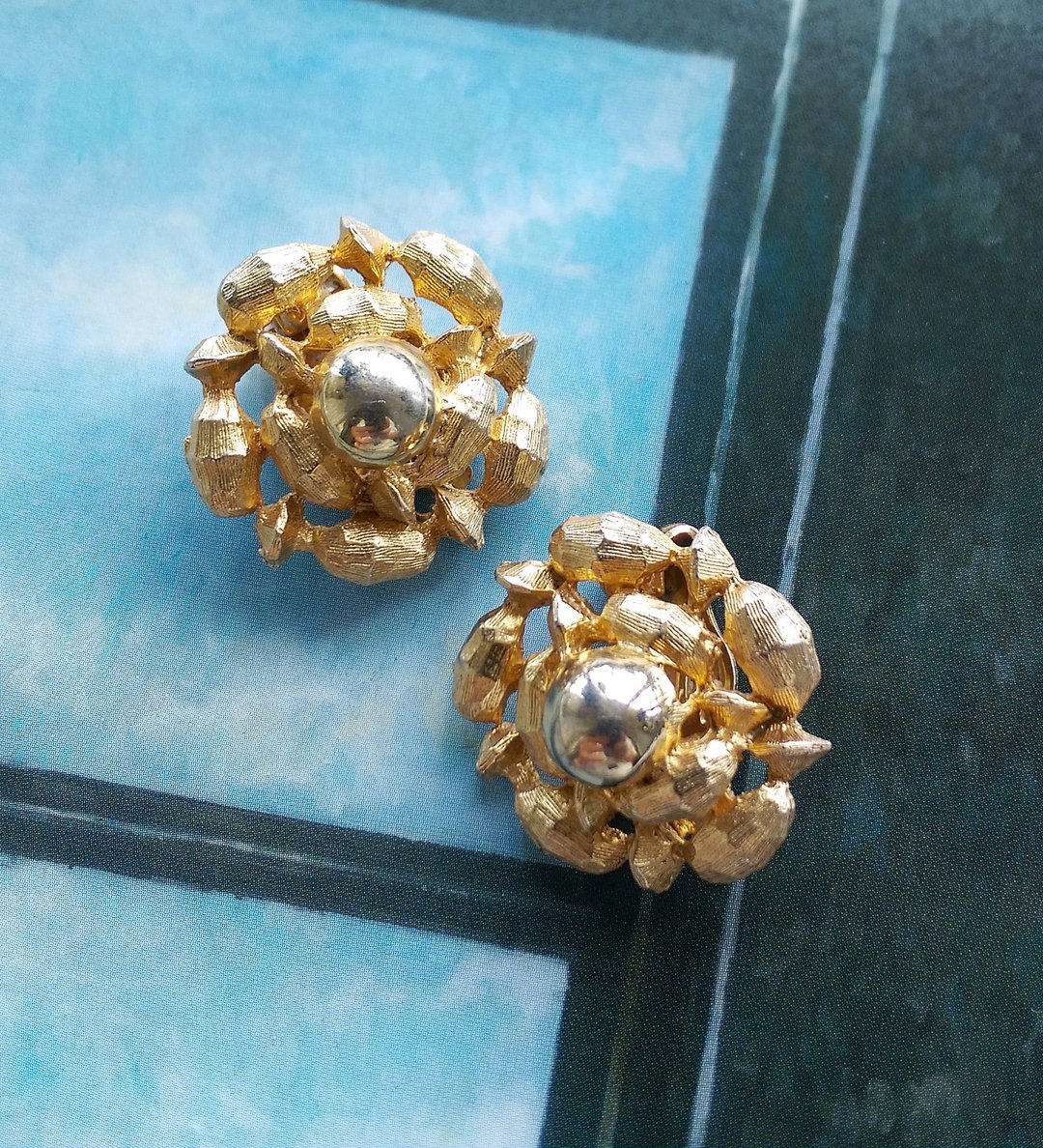 Vintage Jewelry 西洋古董饰品 原始温度 金色调 夹式耳环 - 耳环/耳夹 - 其他金属 金色