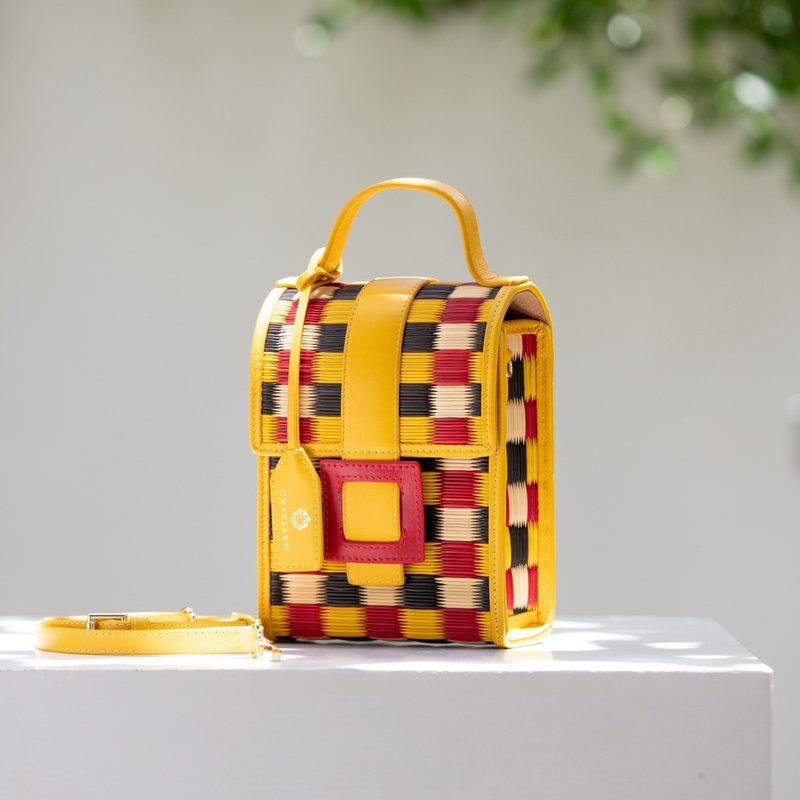 Chaksarn Tally - Natural Yellow Red Black Dot Pattern - 手提包/手提袋 - 真皮 黄色