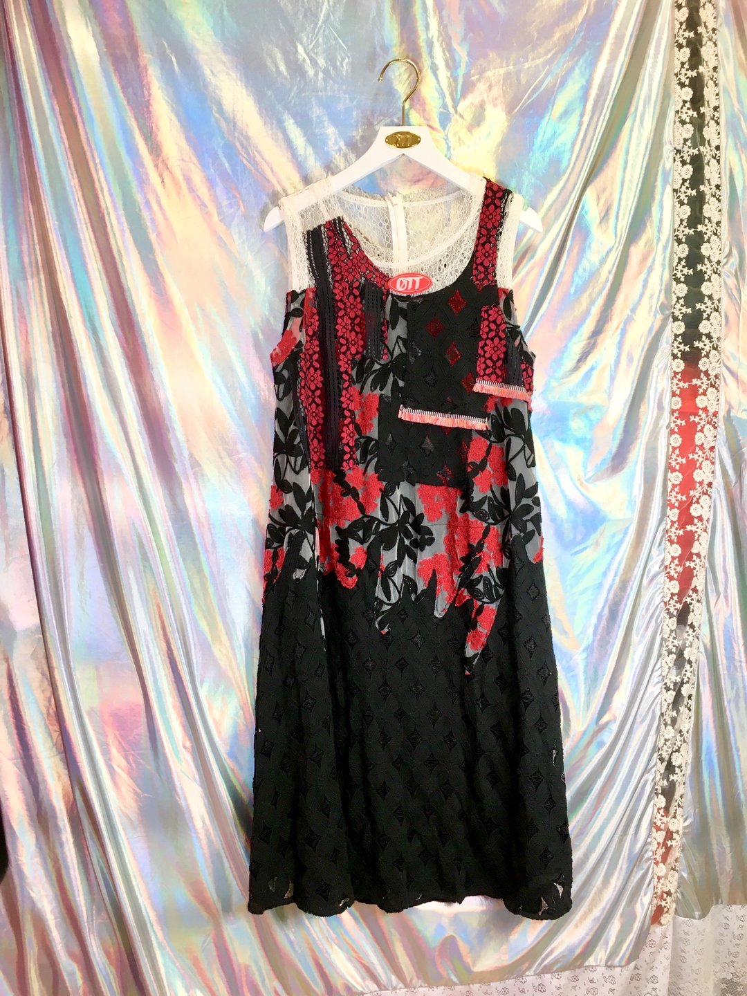 *只此1件* 拼接蕾丝 红色背心连衣裙 Red Laces Dress - 洋装/连衣裙 - 其他材质 红色