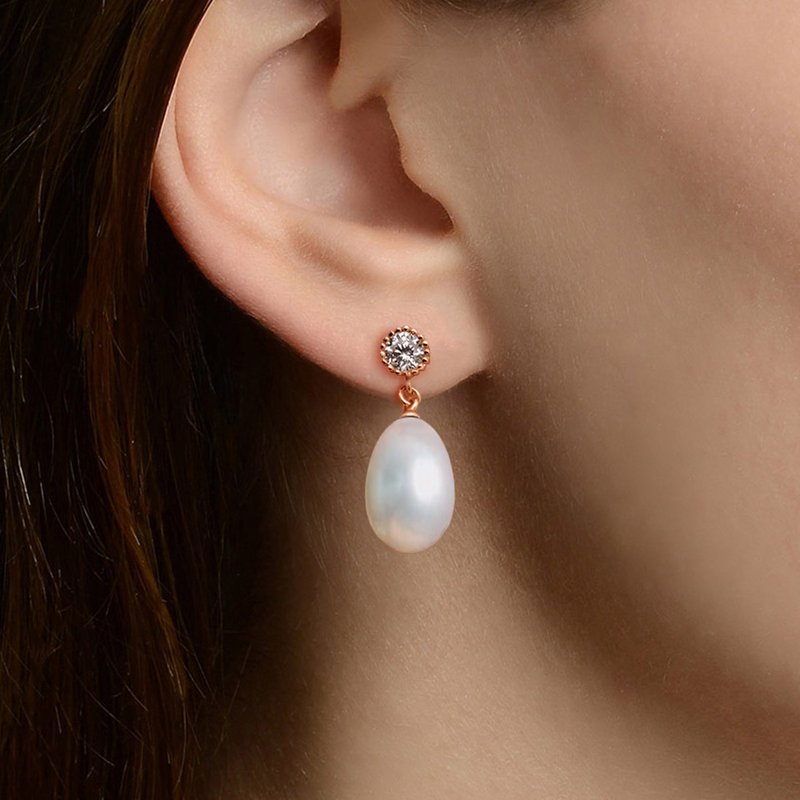 Mermaid Tears- 养殖淡水珍珠配玫瑰金色925银耳环 - 耳环/耳夹 - 珍珠 白色