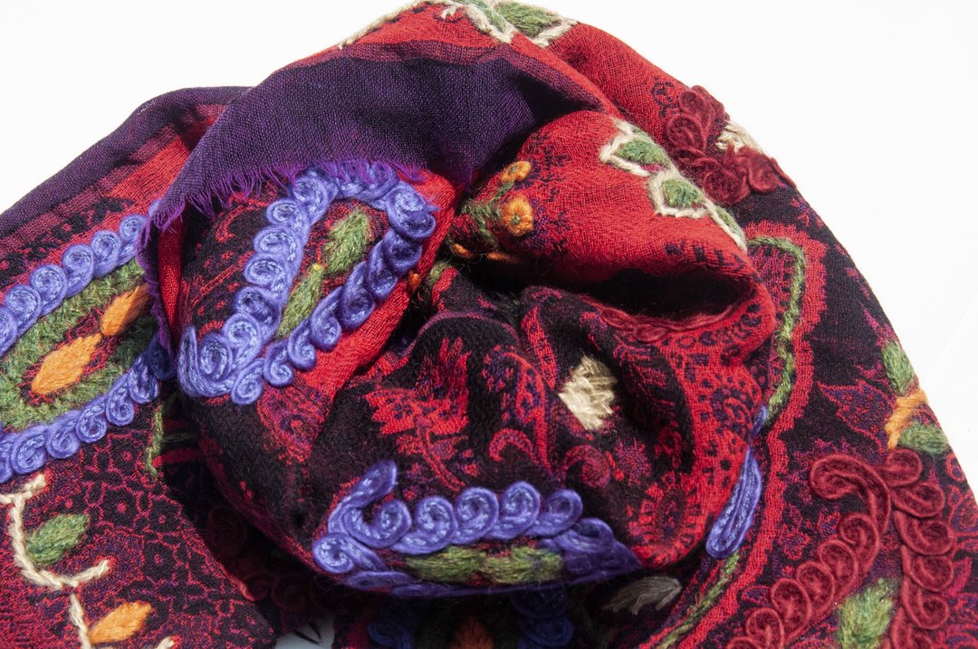 喀什米尔Cashmere/水煮羊毛披肩/针织围巾/刺绣围巾/羊绒披巾-花 - 围巾/披肩 - 羊毛 多色