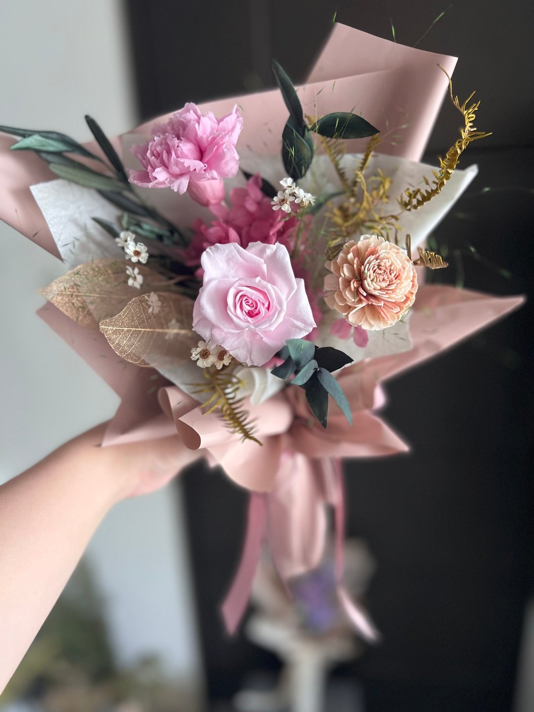 永生玫瑰花束/康乃馨花束/母亲节花礼/永生康乃馨 - 干燥花/捧花 - 植物．花 粉红色