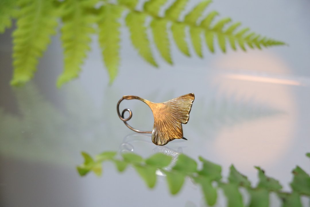 植物描绘系列 | 银杏黄铜胸针 - 胸针 - 铜/黄铜 金色