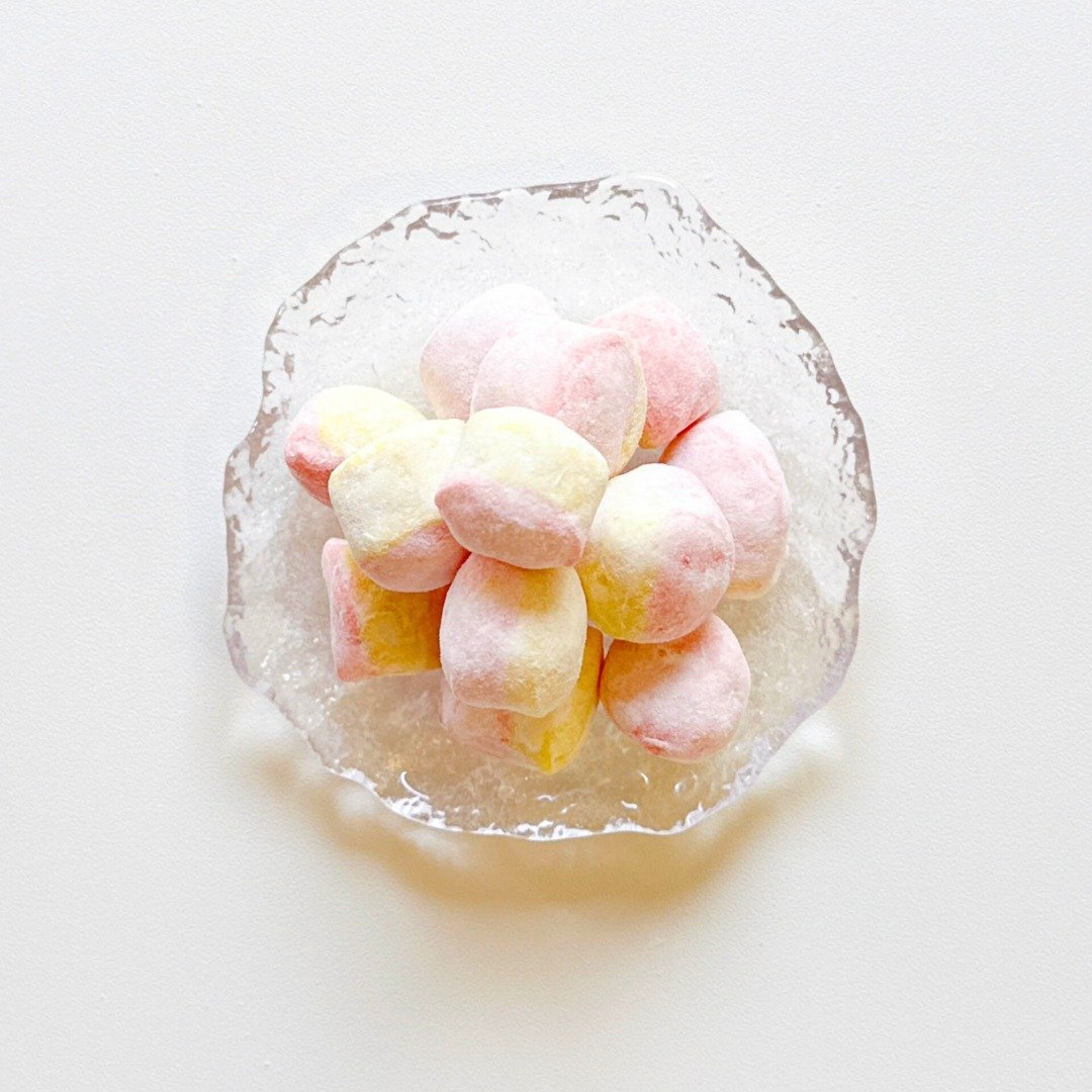 英国传统糖 |  Rhubarb & Custard Bon Bons 大黄卡士达碰碰软糖 - 零食/点心 - 其他材质 黄色