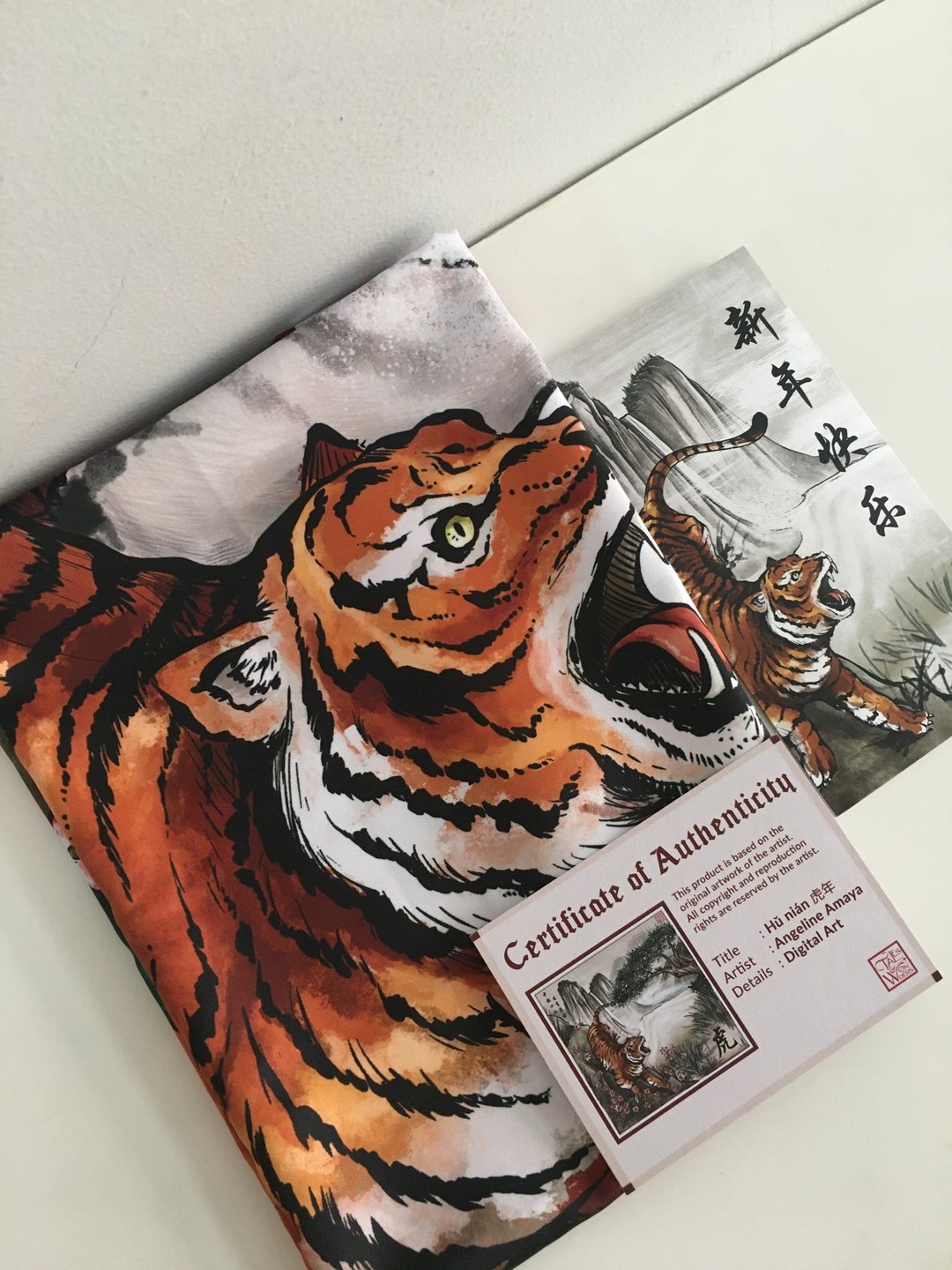 Year Of Tiger Scarf (Exclusive Edition 2022) - 丝巾 - 丝．绢 多色