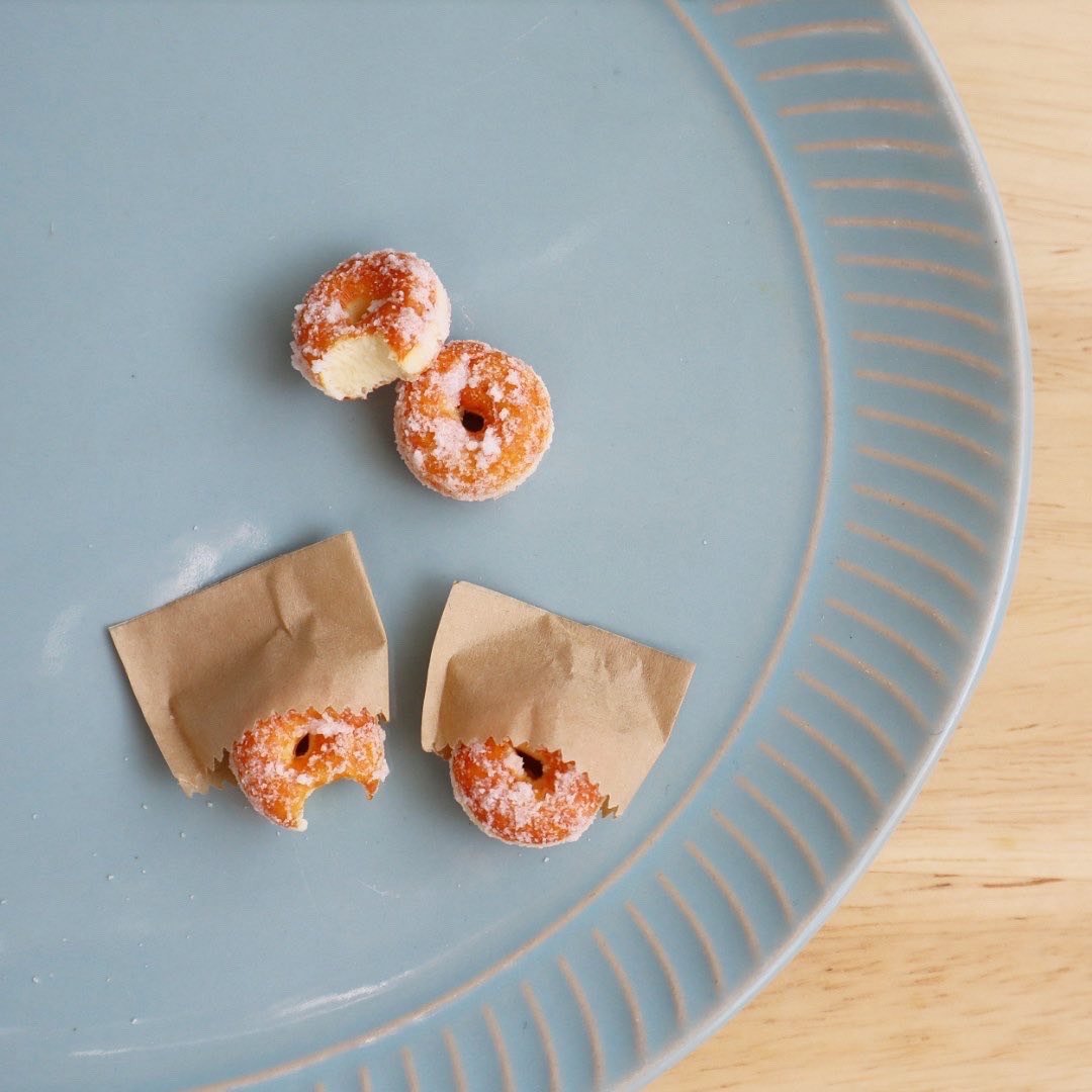-miniature clay food- Miniature food sugar donuts set of 2 - 玩偶/公仔 - 粘土 黄色