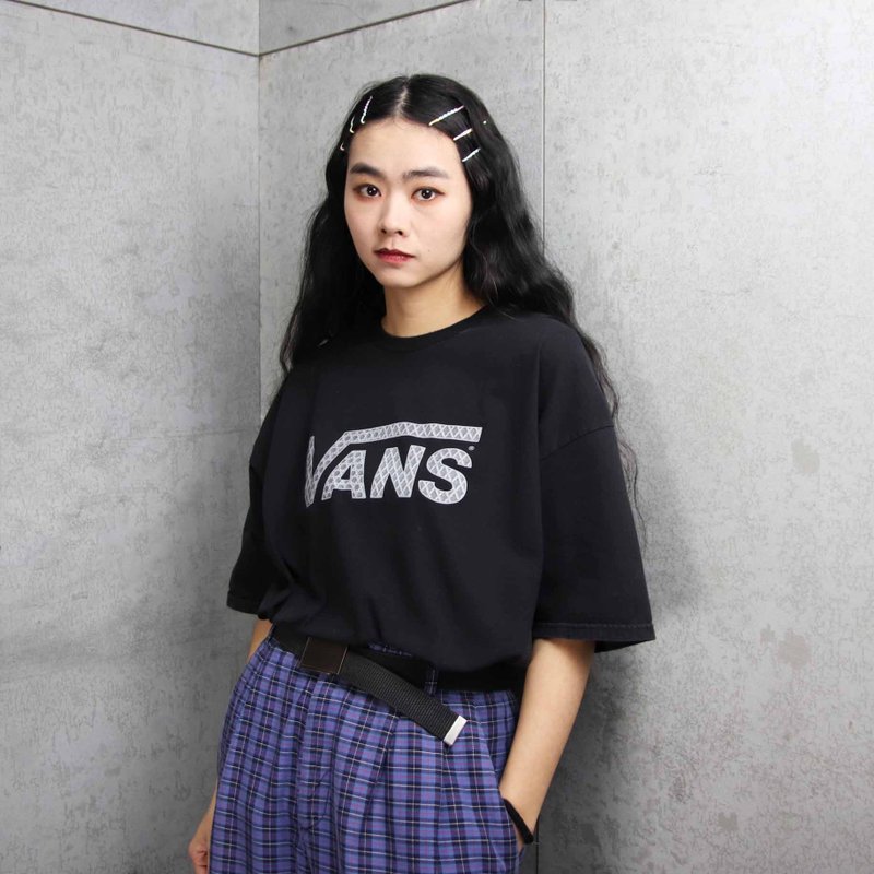 Tsubasa.Y 古着屋003Vans黑色Tee,古着 品牌T-shirt T恤 - 男装上衣/T 恤 - 棉．麻 