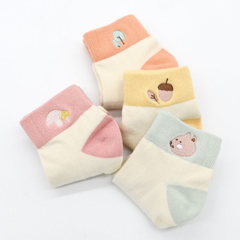 刺绣宽口短袜(4双包色组) - 袜子 - 棉．麻 多色